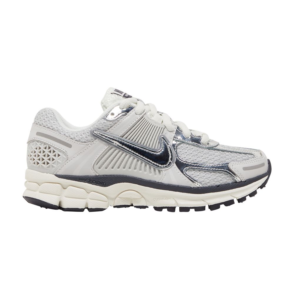 NIKE WMNS AIR ZOOM VOMERO 5 'PHOTON DUST METALLIC SILVER'