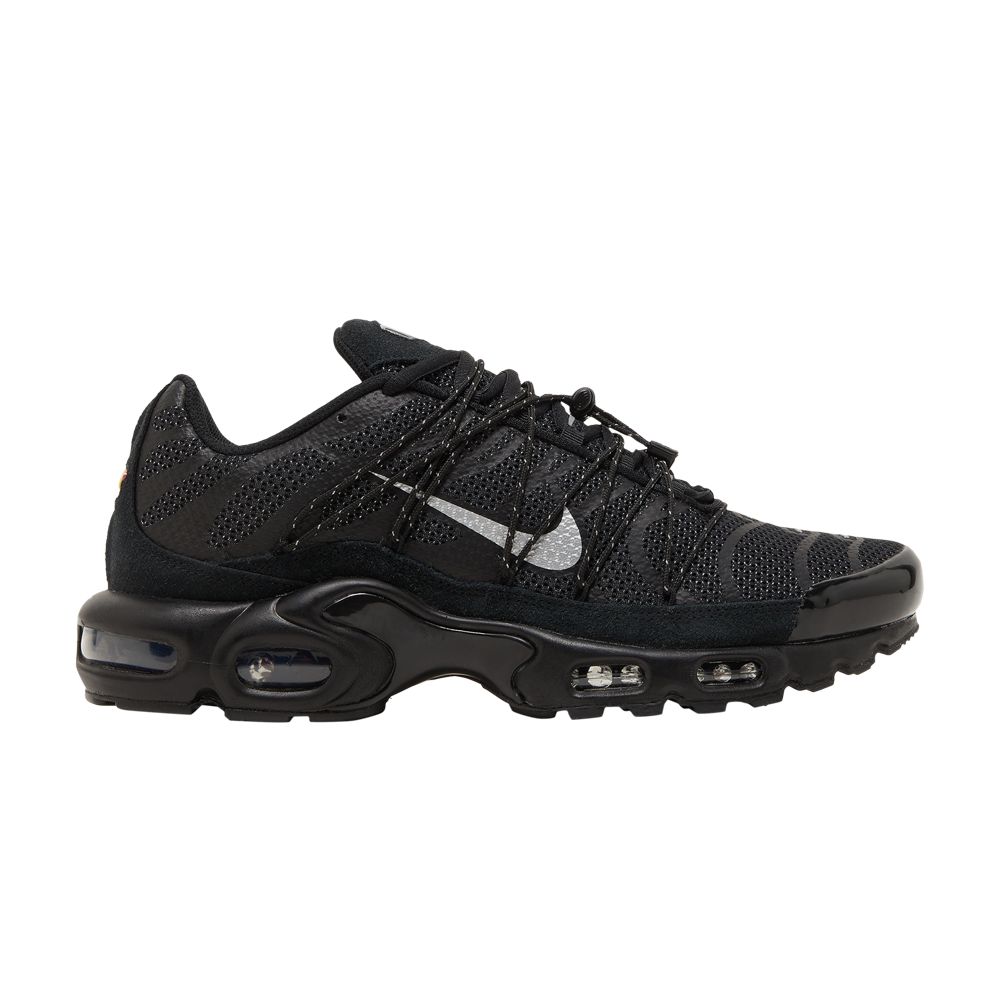 NIKE AIR MAX PLUS UTILITY 'BLACK METALLIC SILVER'