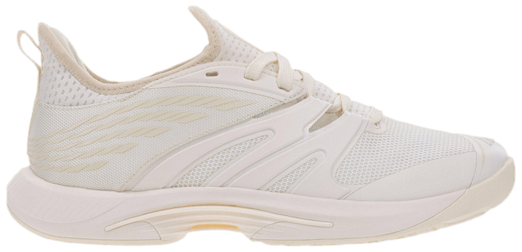 Corridor x SpeedTrac 'Antique White'