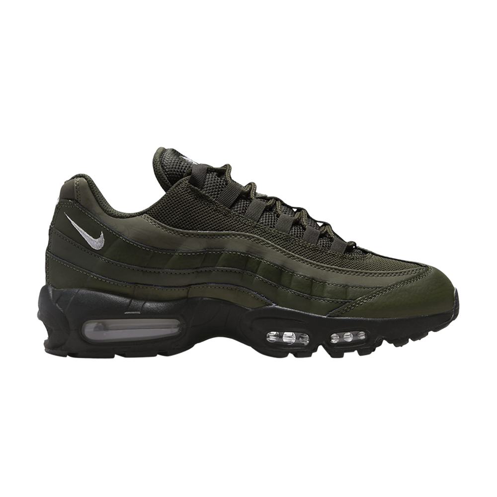 Pre-owned Nike Air Max 95 'cargo Khaki Reflective' In Green