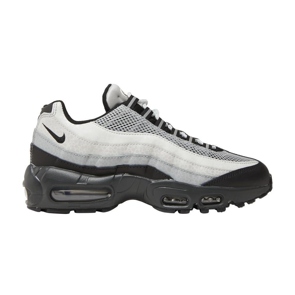 Pre-owned Nike Wmns Air Max 95 'reflective Safari' In Black