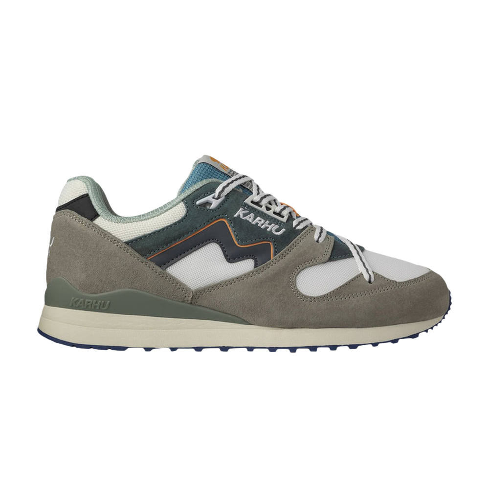 Pre-owned Karhu Synchron Classic 'the Forest Rules' In Green