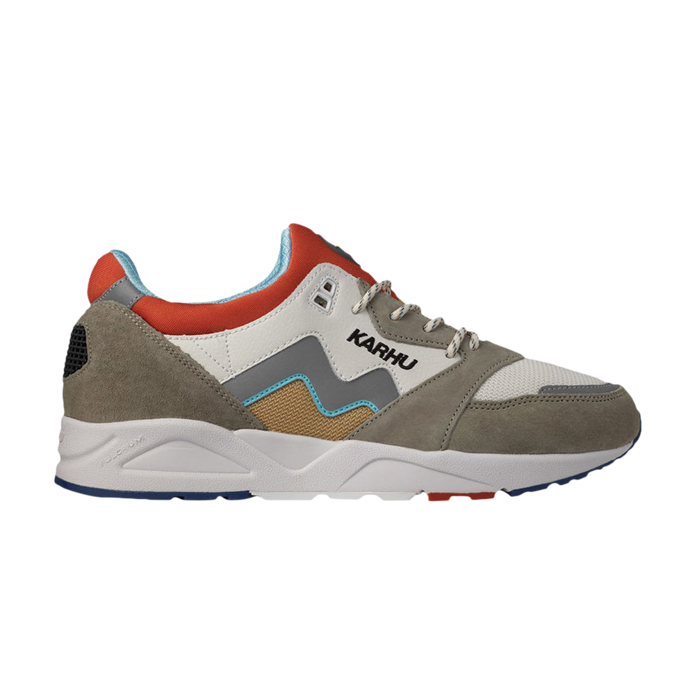 Pre-owned Karhu Aria 95 'the Forest Rules' In Brown