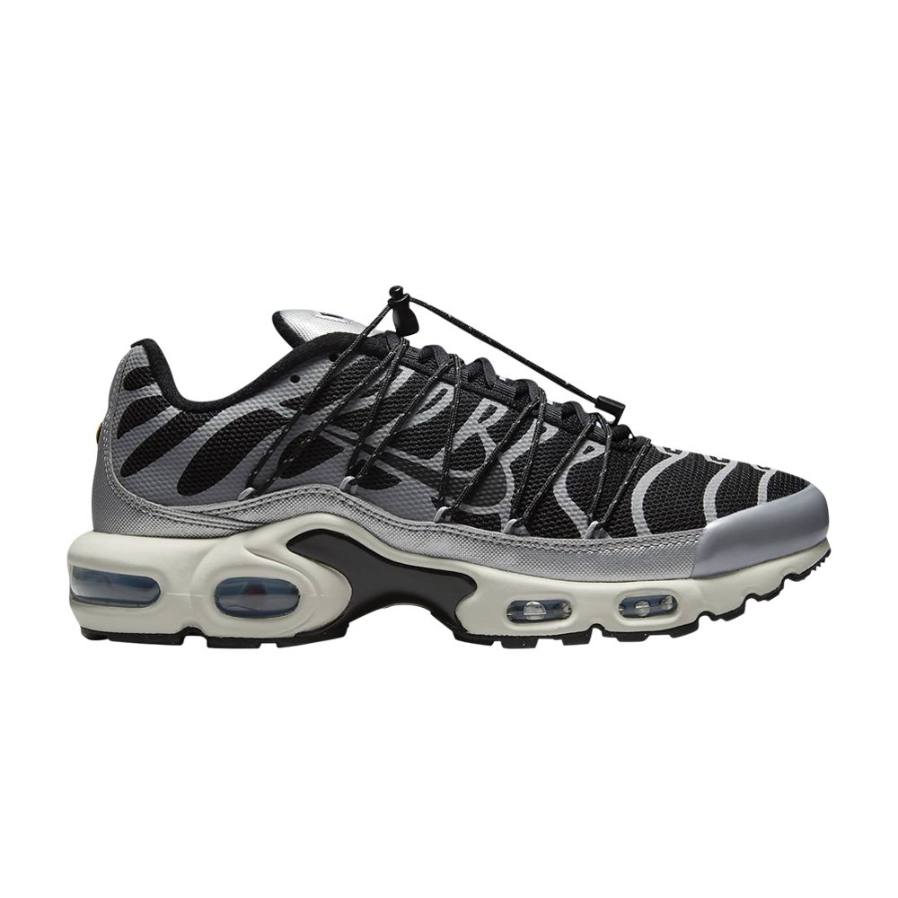 NIKE WMNS AIR MAX PLUS LACE TOGGLE 'BLACK METALLIC SILVER'