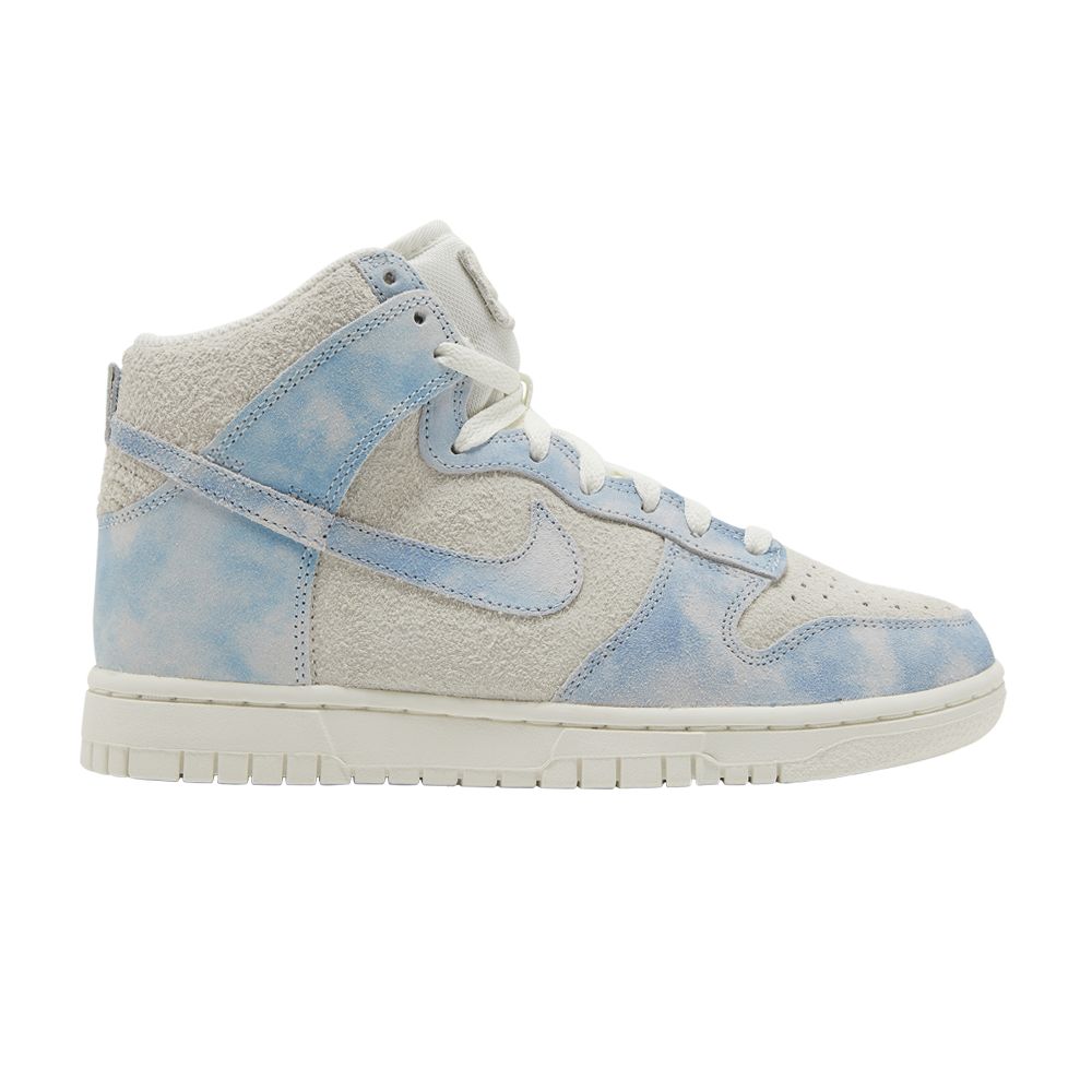 Pre-owned Nike Wmns Dunk High Se 'clouds' In Blue