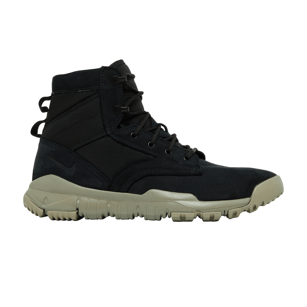 nike sfb in store