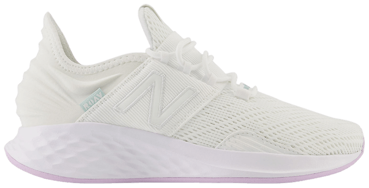 New Balance Wmns Fresh Foam Roav Wide White Thistle