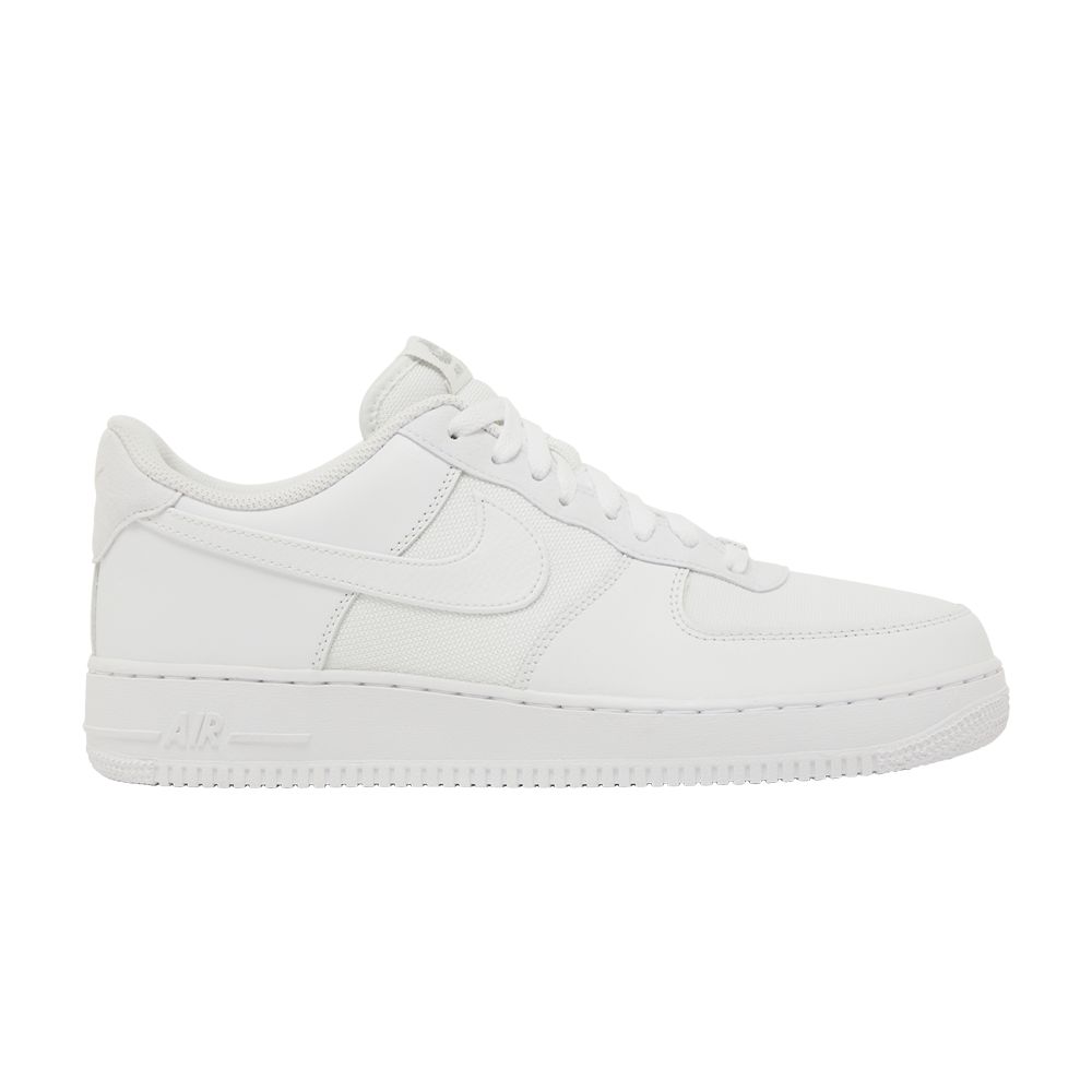 NIKE AIR FORCE 1 '07 LV8 'WHITE METALLIC SILVER'