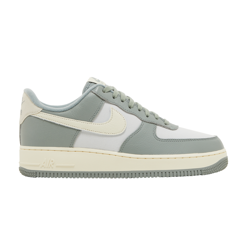 Pre-owned Nike Air Force 1 Low '07 Lx 'mica Green'