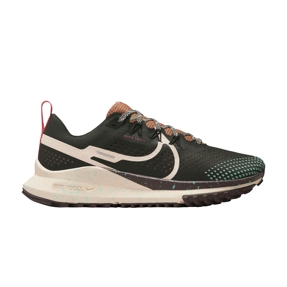 Pre-owned Nike Wmns React Pegasus Trail 4 'sequoia Guava Ice' In Green