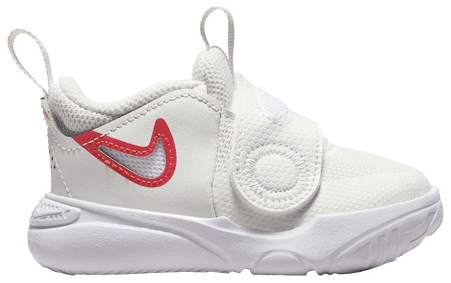 Nike Team Hustle D11 TD Summit White Track Red