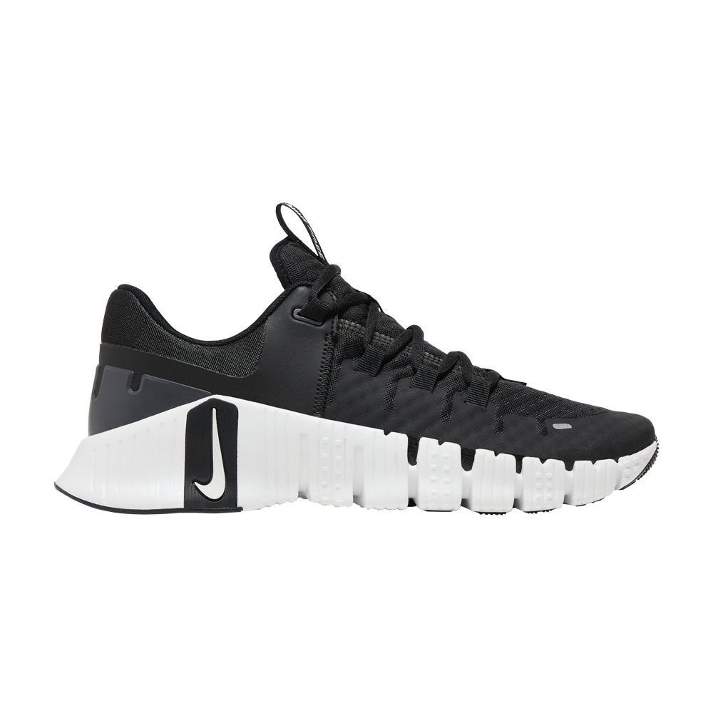 NIKE FREE METCON 5 'BLACK WHITE'