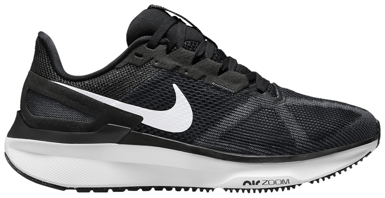 Nike zoom structure wide store