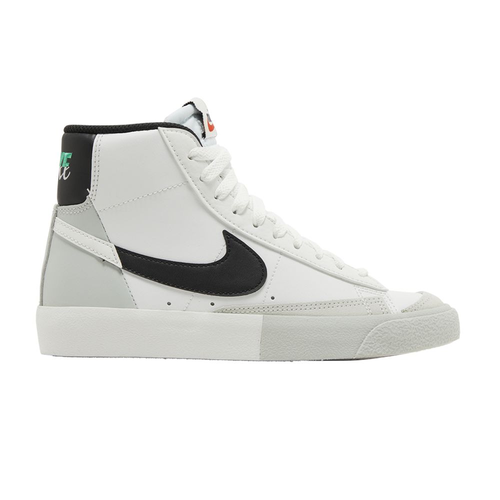 Pre-owned Nike Blazer Mid '77 Se Gs 'split - White Black' | Kid's Size 5.5