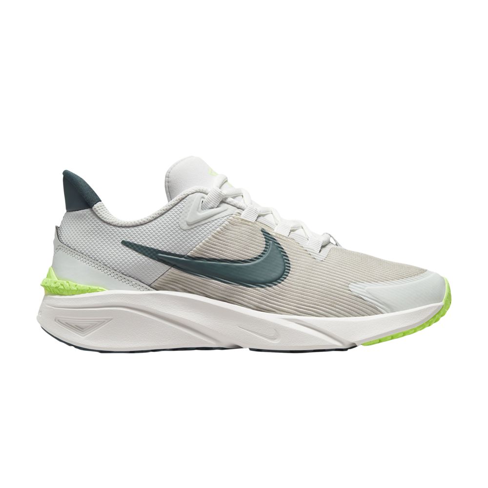 Pre-owned Nike Star Runner 4 Gs 'photon Dust Deep Jungle' | Cream | Kid's Size 7