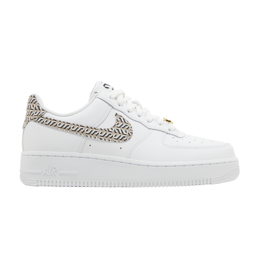 Pre-owned Nike Wmns Air Force 1 Lx 'united In Victory - White'
