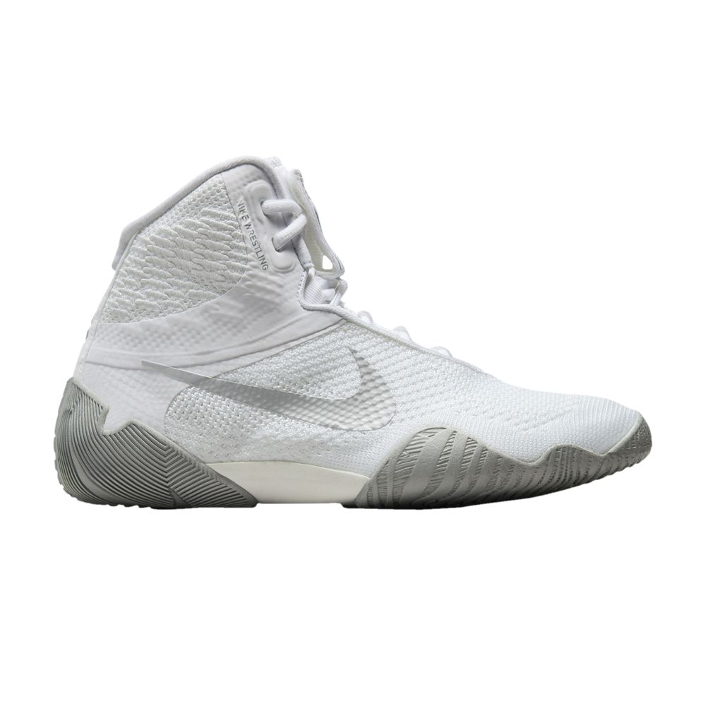 Pre-owned Nike Tawa 'white Metallic Silver'