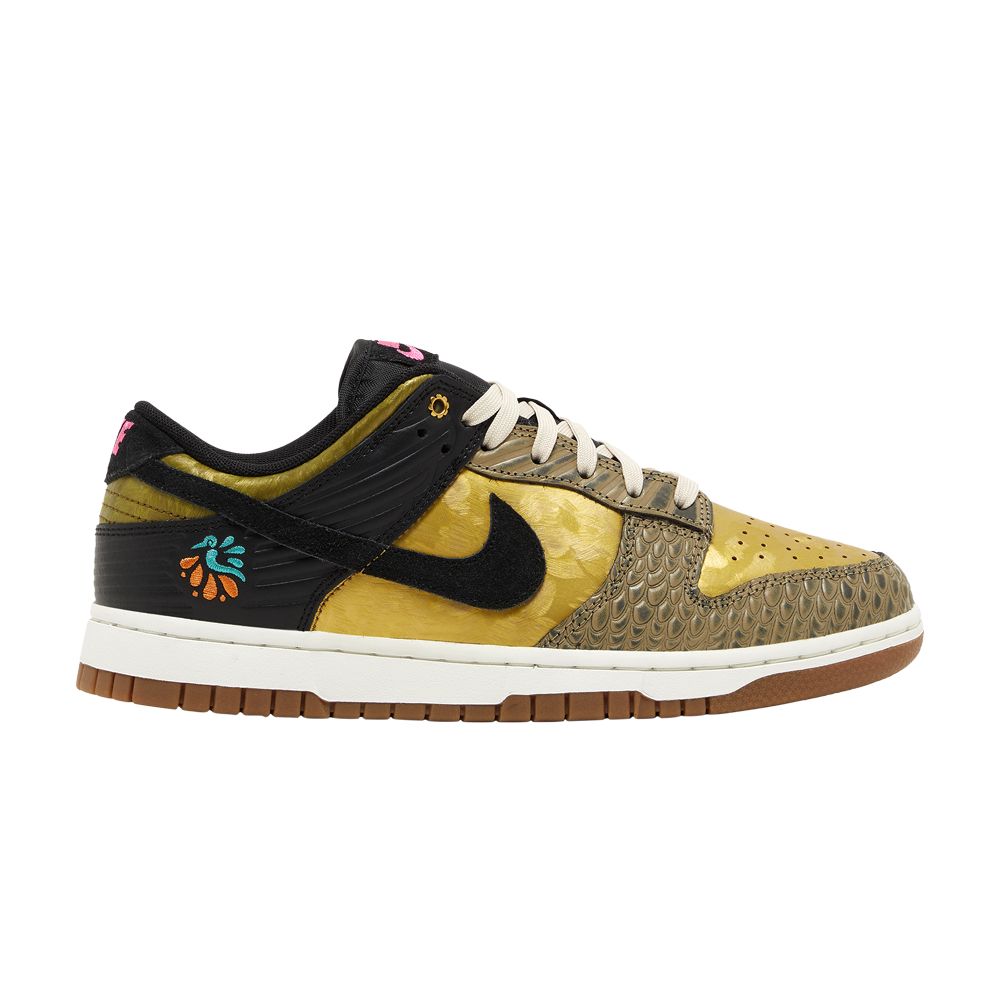 Pre-owned Nike Wmns Dunk Low 'día De Muertos' In Gold