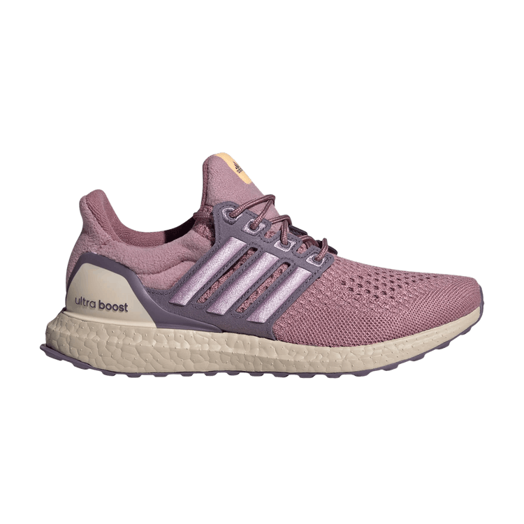 Baby pink ultra boost store