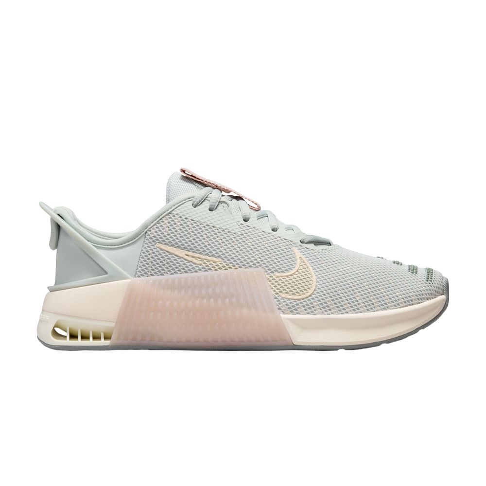 Nike Wmns Metcon 9 EasyOn 'Light Silver Guava Ice' | Grey | Women's Size 12