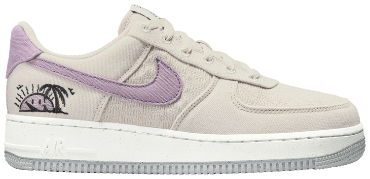 Nike Wmns Air Force 1 07 SE Next Nature Sun Club   Light Orewood Brown