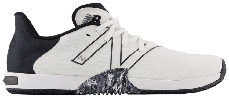 New Balance Minimus TR 2E Wide White Black