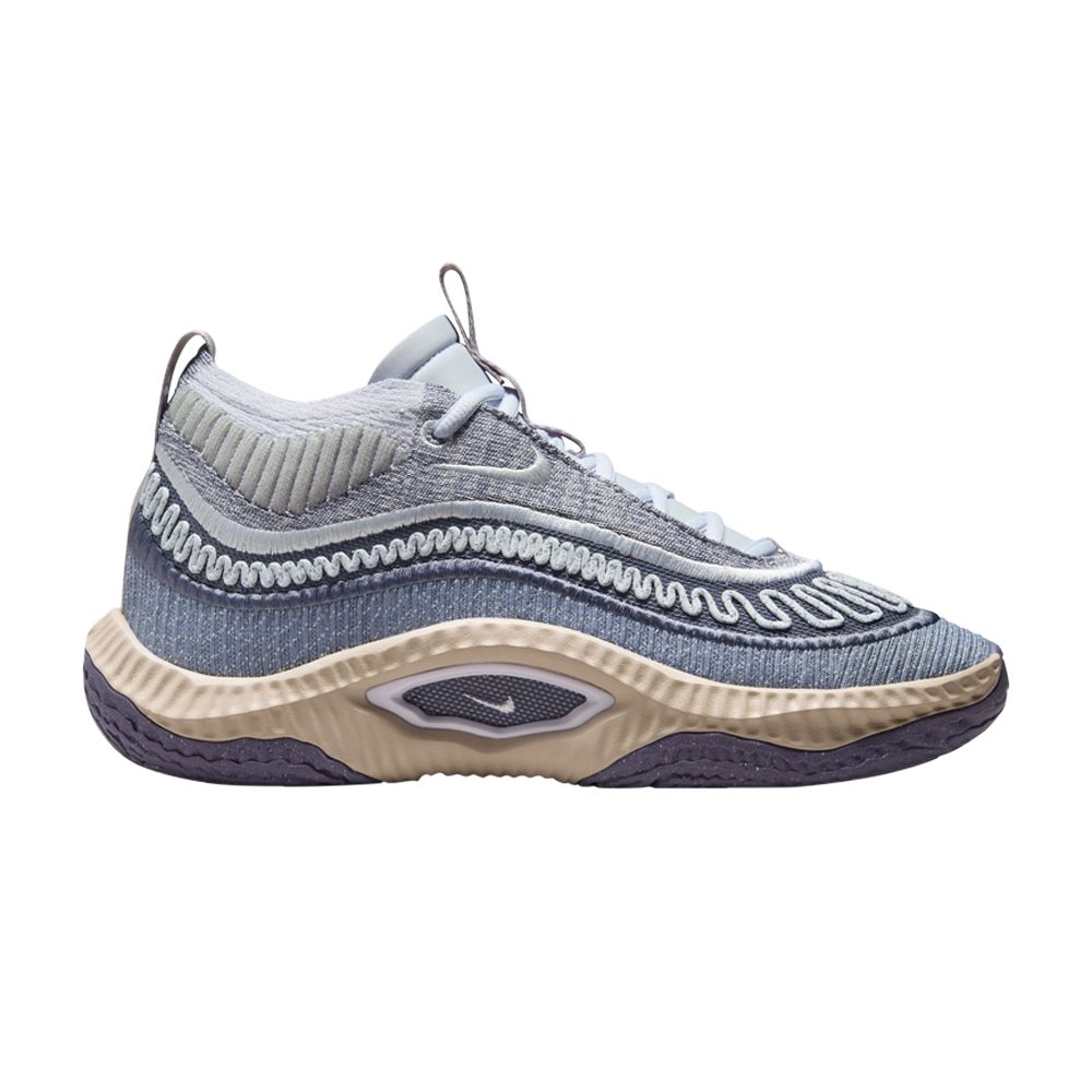 Pre-owned Nike Wmns Cosmic Unity 3 'be True To Her School' In Grey