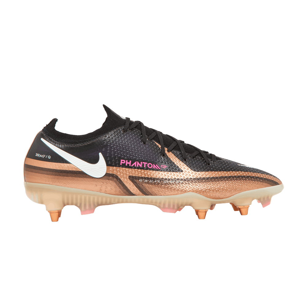 Coutinho cleats store