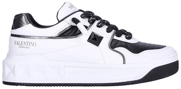 VALENTINO ワンスタットXLロトッフスニカ 4Y0S0G37XTM 0BO Buy Valentino One Stud Low 'White Black Toe' - 4Y2S0G37 WRI