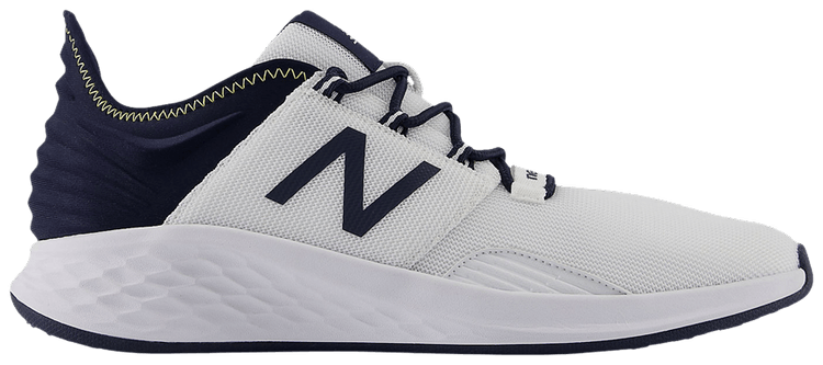 New balance roav men's white shop