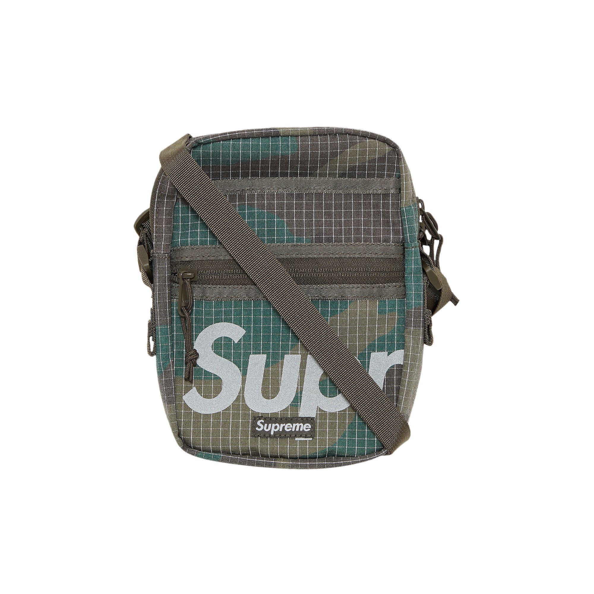 Click to view more detailed imagery on our partner's website Pre-owned Supreme Shoulder Bag 'woodland Camo' In Multi-color