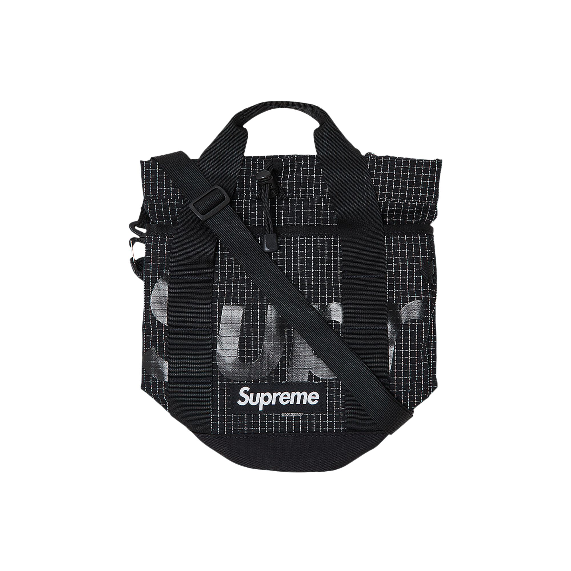 Click to view more detailed imagery on our partner's website Pre-owned Supreme Cinch Bag 'black'
