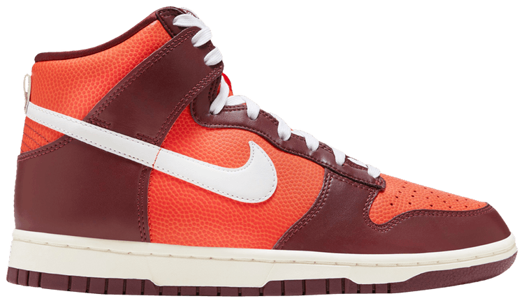 Nike Wmns Dunk High Be True To Her School