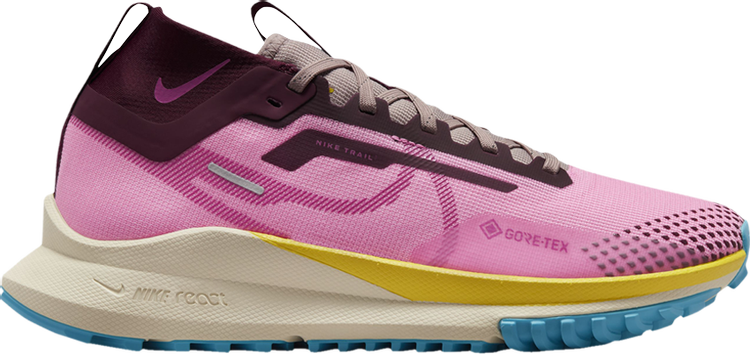 Wmns React Pegasus Trail 4 GORE TEX Pink Spell Night Maroon