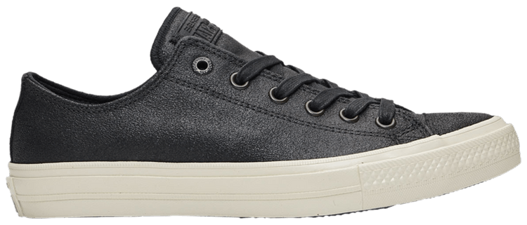 Chuck taylor 2 low black store