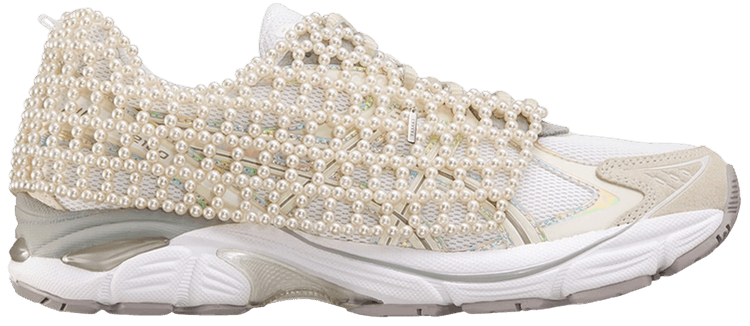 Tasaki x ASICS GT 2160 Pearl Sequence