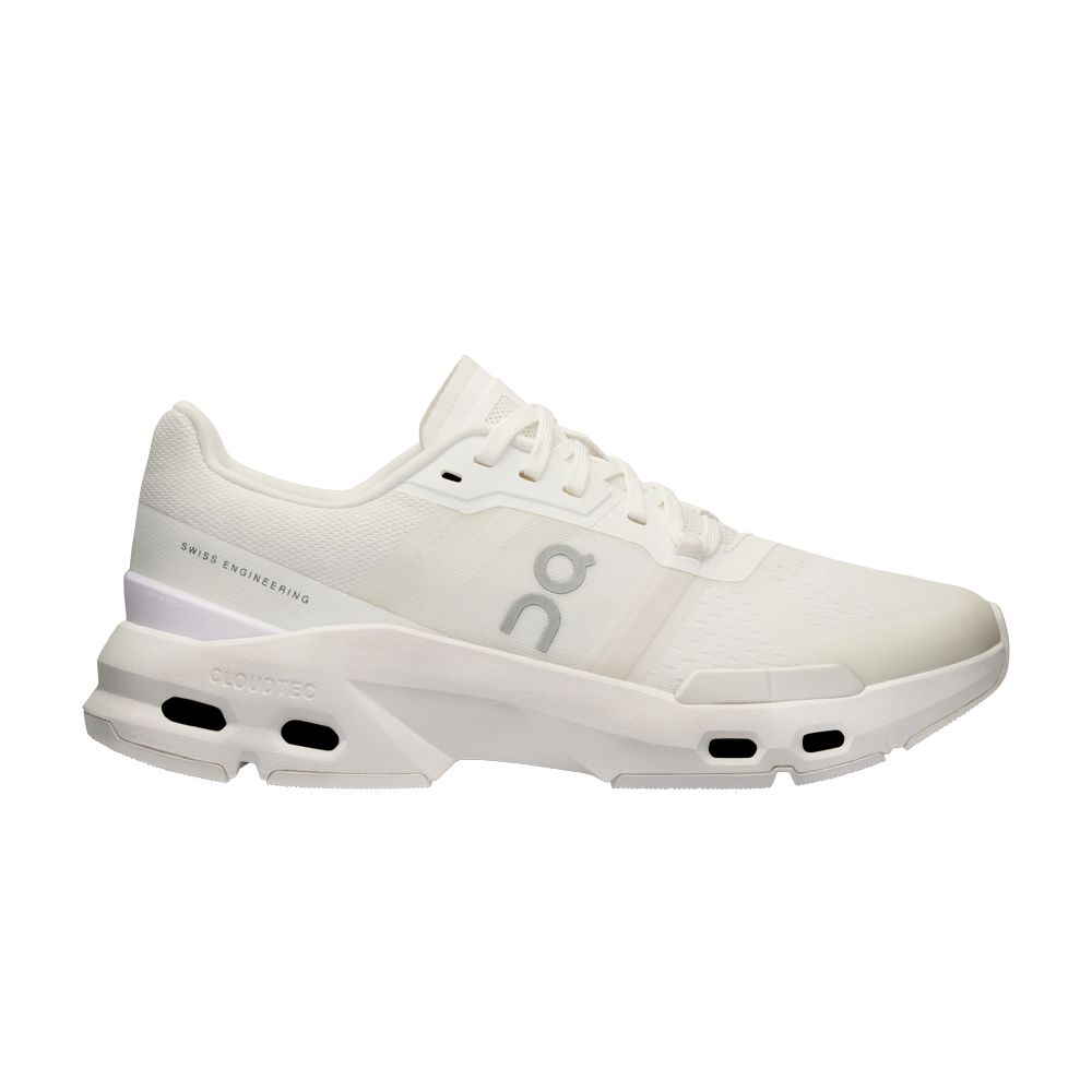 Pre-owned On Wmns Cloudpulse 'undyed Frost' In Cream