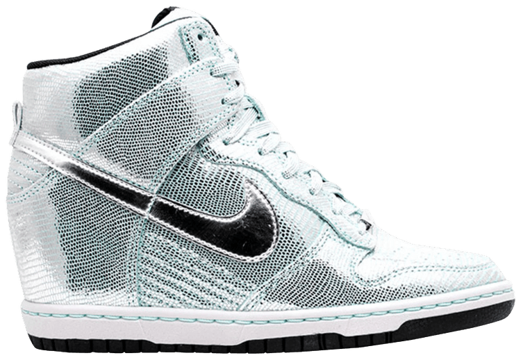 Wmns Dunk Sky High Party Pack