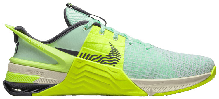 Nike Metcon 8 FlyEase Mint Form Volt