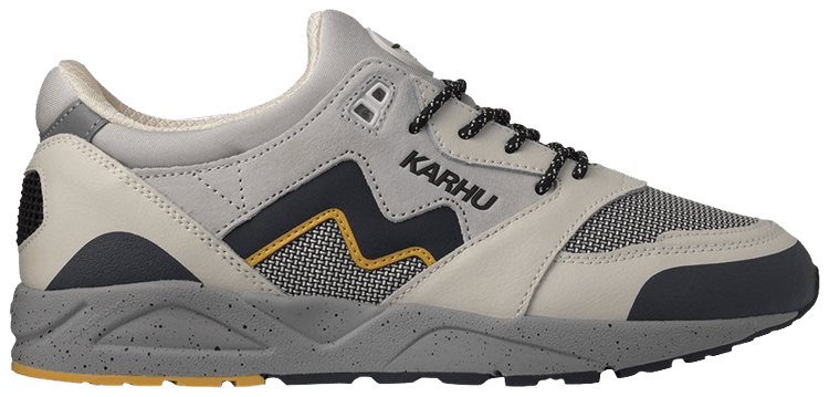 Karhu Aria 95 Lily White India Ink
