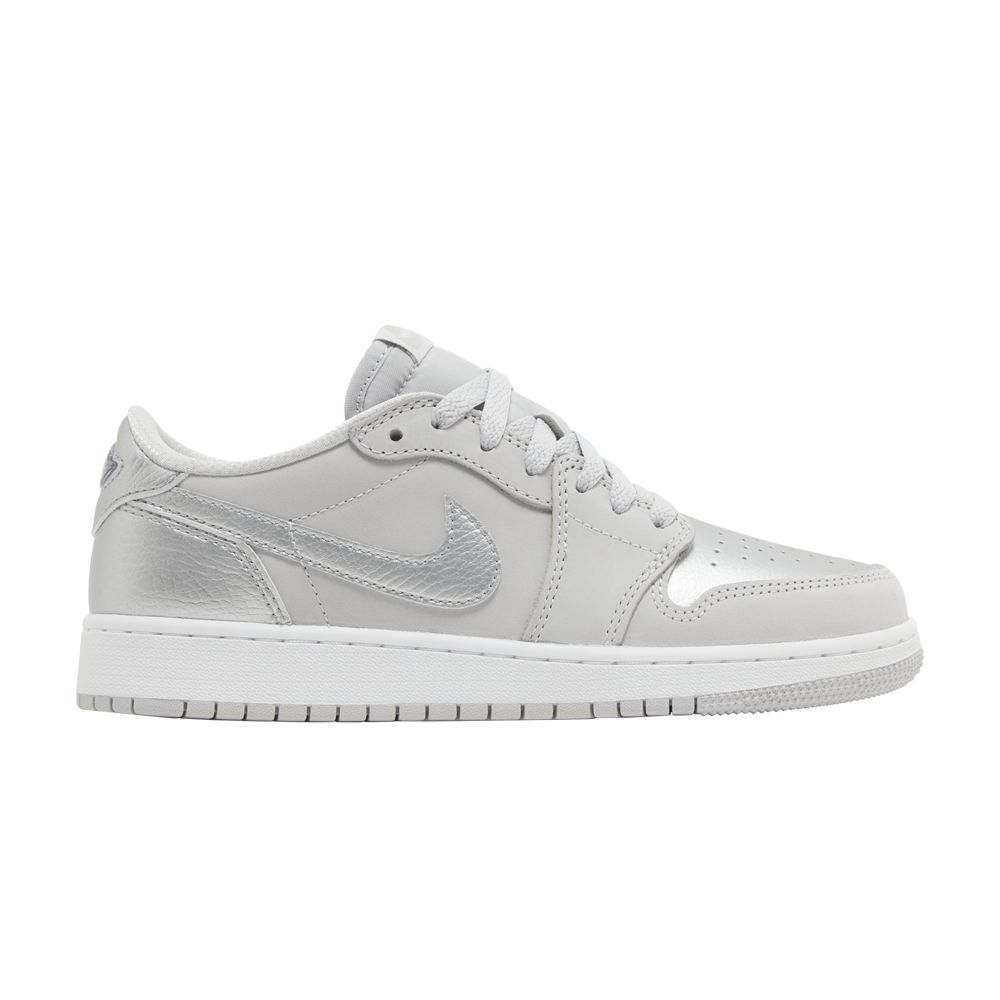 Pre-owned Air Jordan 1 Retro Low Og Gs 'metallic Silver' | Grey | Kid's Size 3.5 In Gray