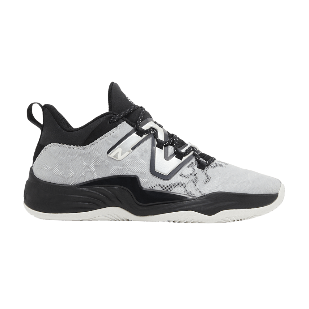 Buy New Balance Two WXY V3 Shoes: New Releases & Iconic