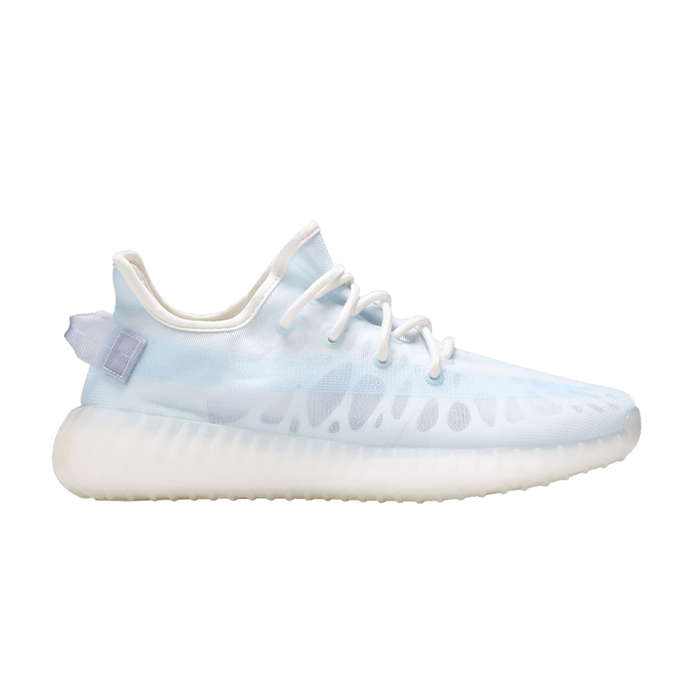 Goat triple white yeezy sales