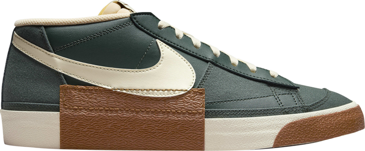 Blazer Low Pro Club Notebook Doodle Pack