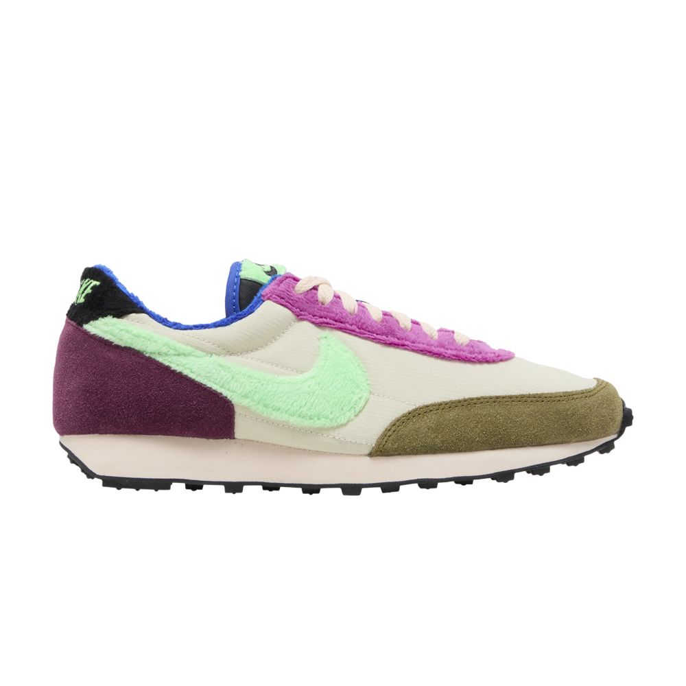 Nike Wmns Daybreak 'Fur Pack - Fossil Cactus Flower' | Cream | Women's Size 7.5