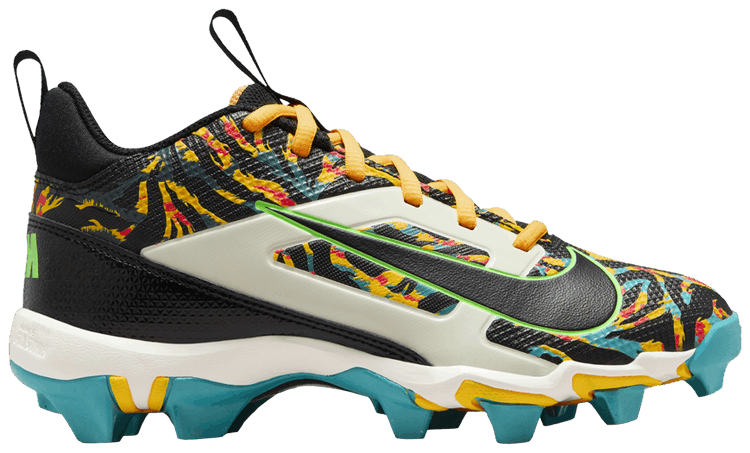 Travis Kelce x Nike Alpha Menace 4 Shark GS 90s Fashion