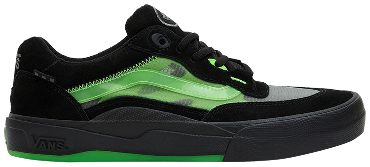 Vans Wayvee Glow Skulls