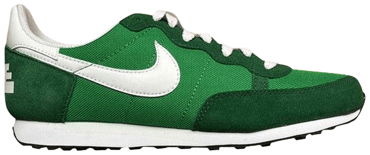 Nike Challenger Victory Green