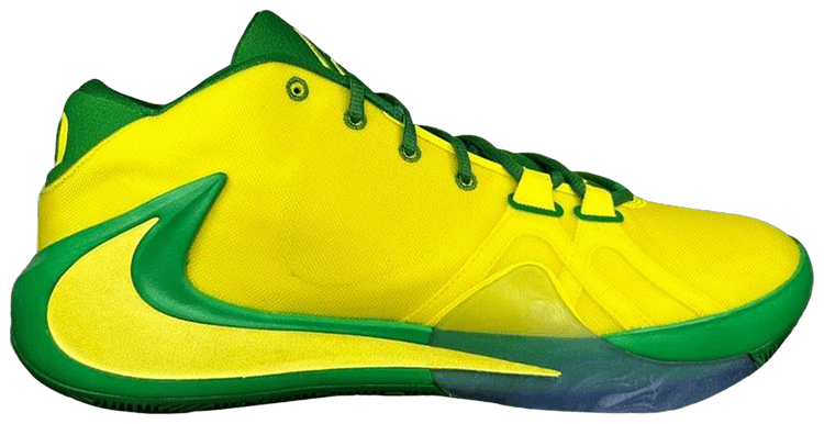 Zoom freak 1 pe outlet