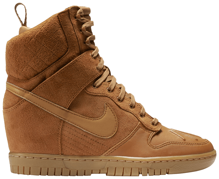 Nike Wmns Dunk Sky High SneakerBoot Tawny Gum Medium Brown
